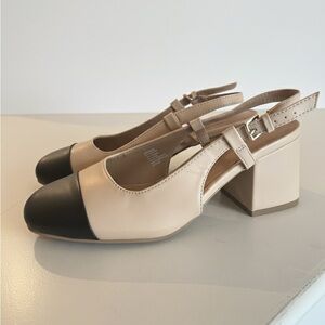 Torrid 8.5 WW Elegant Cream and Black Block Heel Slingback Shoes